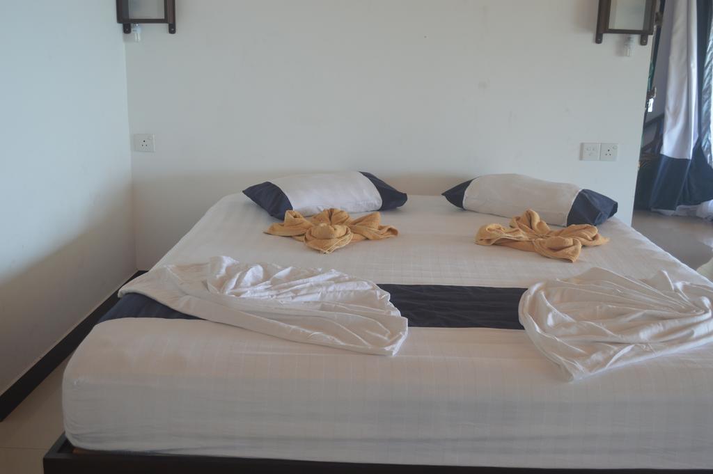 Gayana Guest House Kanattegoda Buitenkant foto