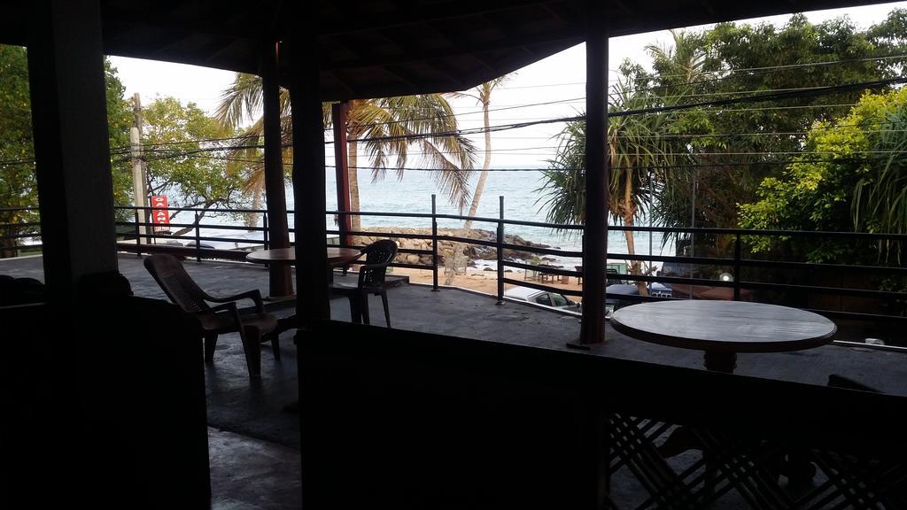 Gayana Guest House Kanattegoda Buitenkant foto