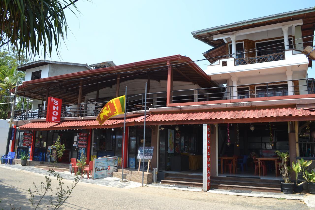 Gayana Guest House Kanattegoda Buitenkant foto